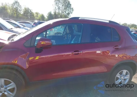 2022 Chevrolet Trax Awd Lt from USA, damaged, VIN KL7CJPSM4NB533853